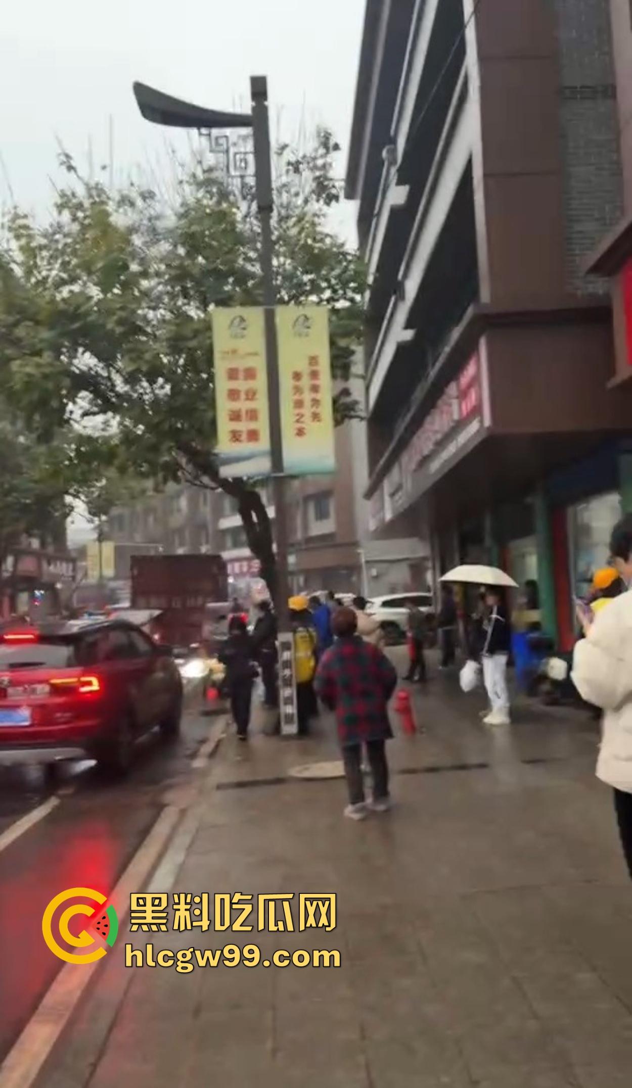 四川男子情感纠纷双杀狗男女,跨省捅死一对夫妇后自残，绝不手软只报仇不伤无辜！-5