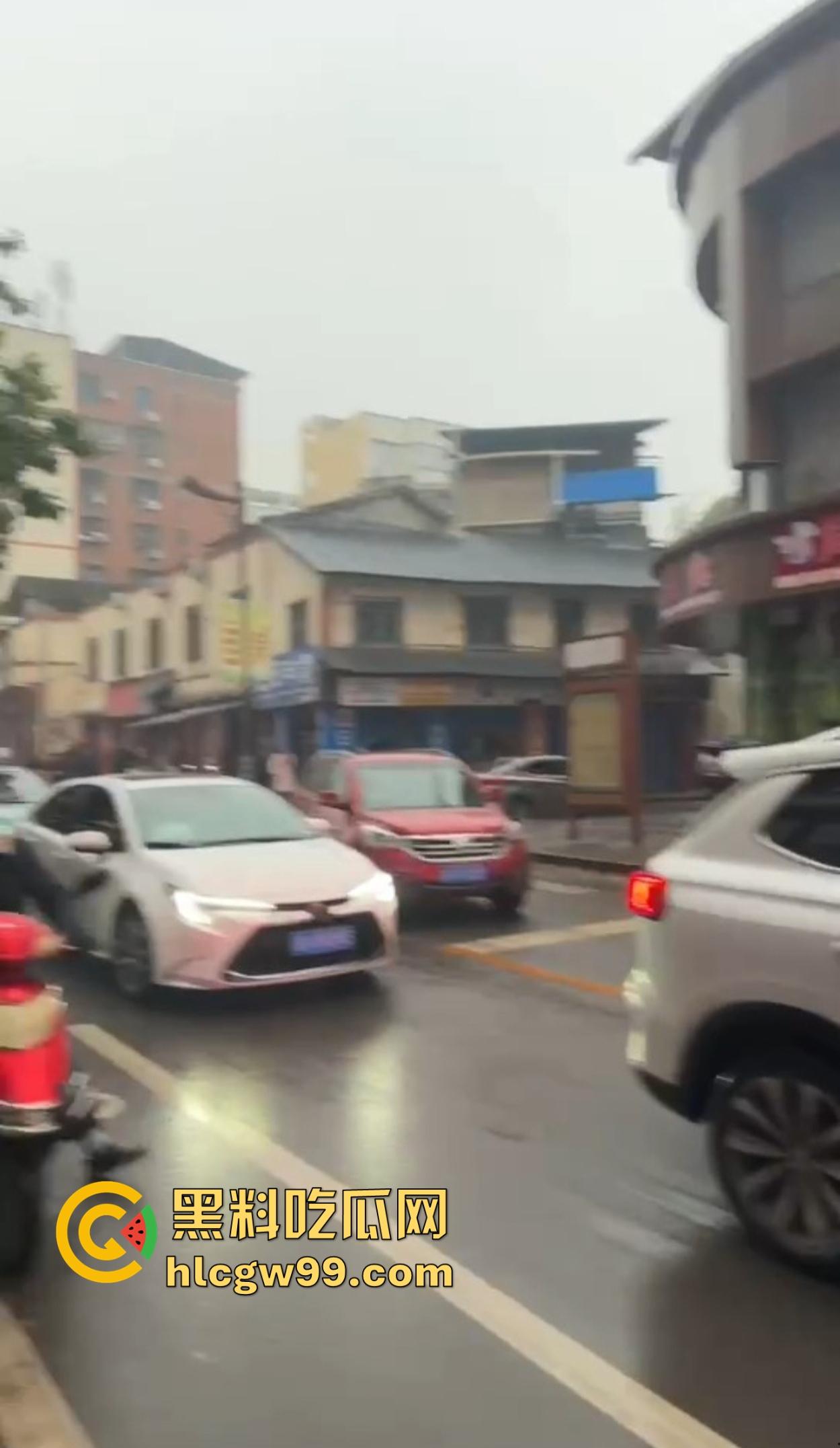 四川男子情感纠纷双杀狗男女,跨省捅死一对夫妇后自残，绝不手软只报仇不伤无辜！-6