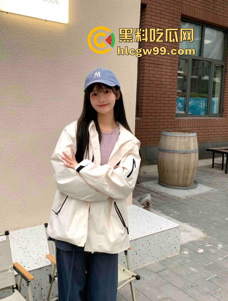 猎奇福利，巨乳少女直播打乳钉，又白又大又圆大白奶被钢针穿透，巨乳被钢针刺穿全程不喊痛，画面让人上头！-3