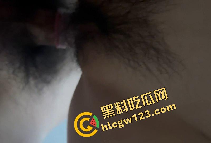 2000块砸晕嫩妹，东南文理学院08年学生『林七七』价码聊到明明白白，被爆一顿爆操捧臀猛干视频疯传！-13