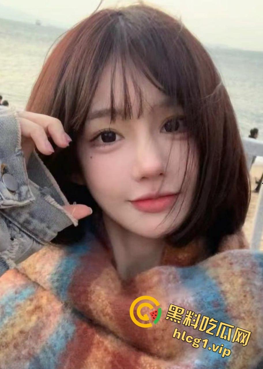 校花颜值直播女神『孙瑶』沦为土豪玩物！热舞扭动裙摆！跪舔金主肉棒后入爆操！蜜桃臀嫩穴被操红！-2