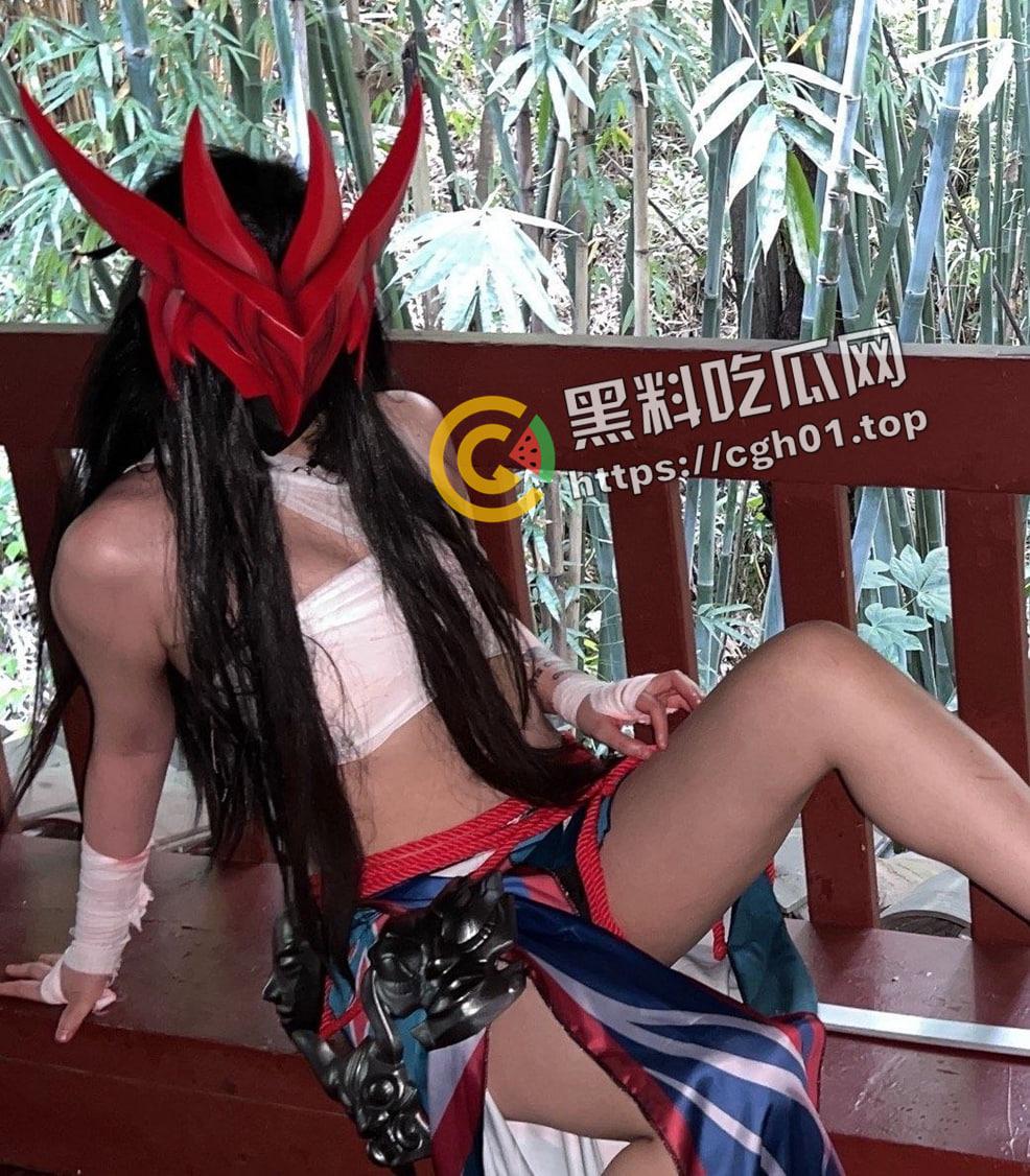 网盘流出！金主爸爸的校花母狗 黑丝高冷御姐被射满脸  爱cos的肉便器孕气都不会太差-9