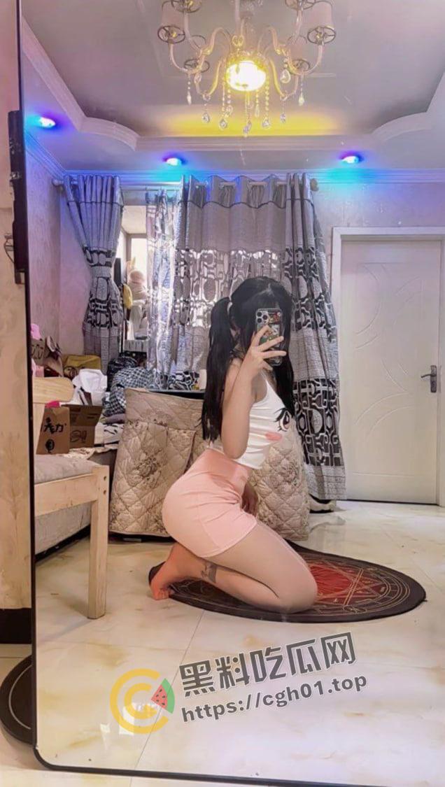 网盘流出！金主爸爸的校花母狗 黑丝高冷御姐被射满脸  爱cos的肉便器孕气都不会太差-13