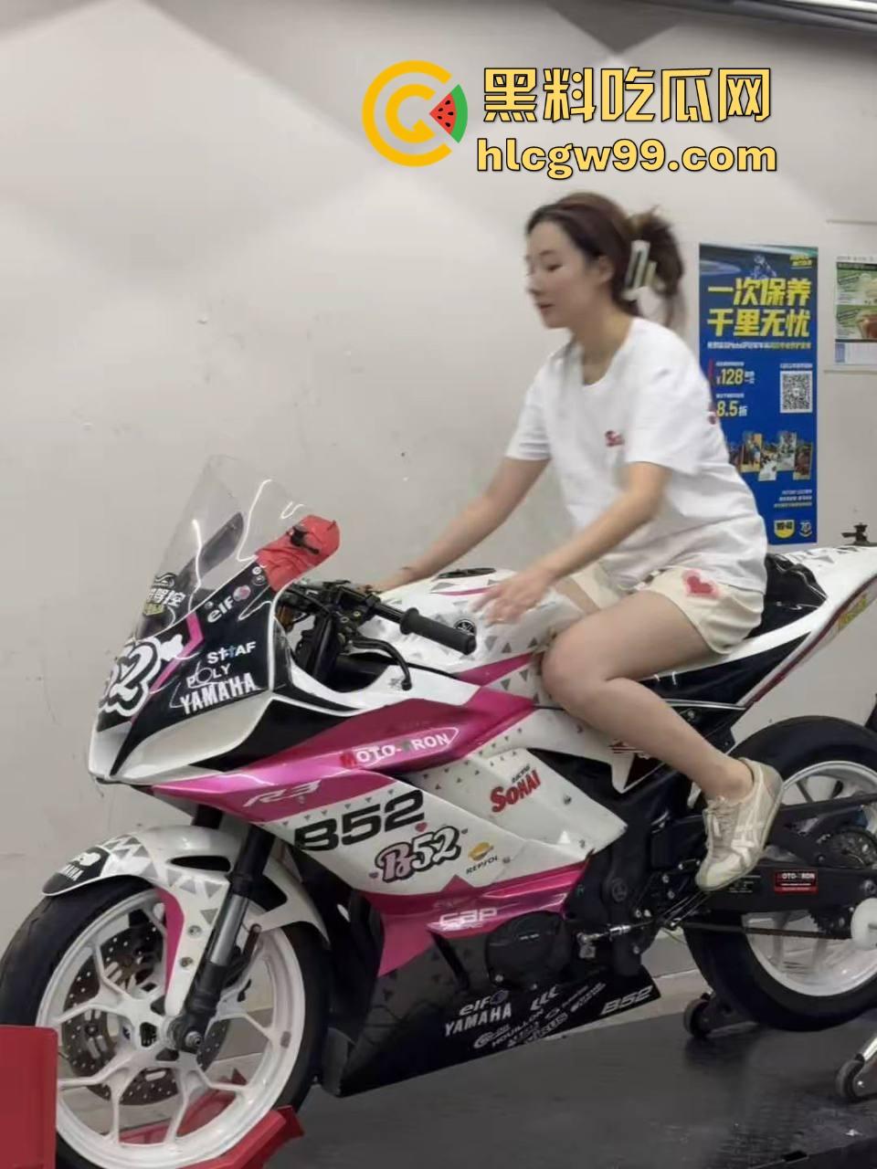 东莞英姿飒爽女骑士上演逆行惨剧,赛道飙车被撞飞数米, 当场休克被抬走!-1