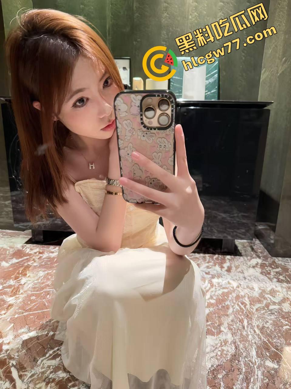 贵州厂妹【齐雨姗】20岁极品身材反差婊 大奶翘臀肌肤白嫩 被金主爸爸各种调教 性爱私拍流出!-4