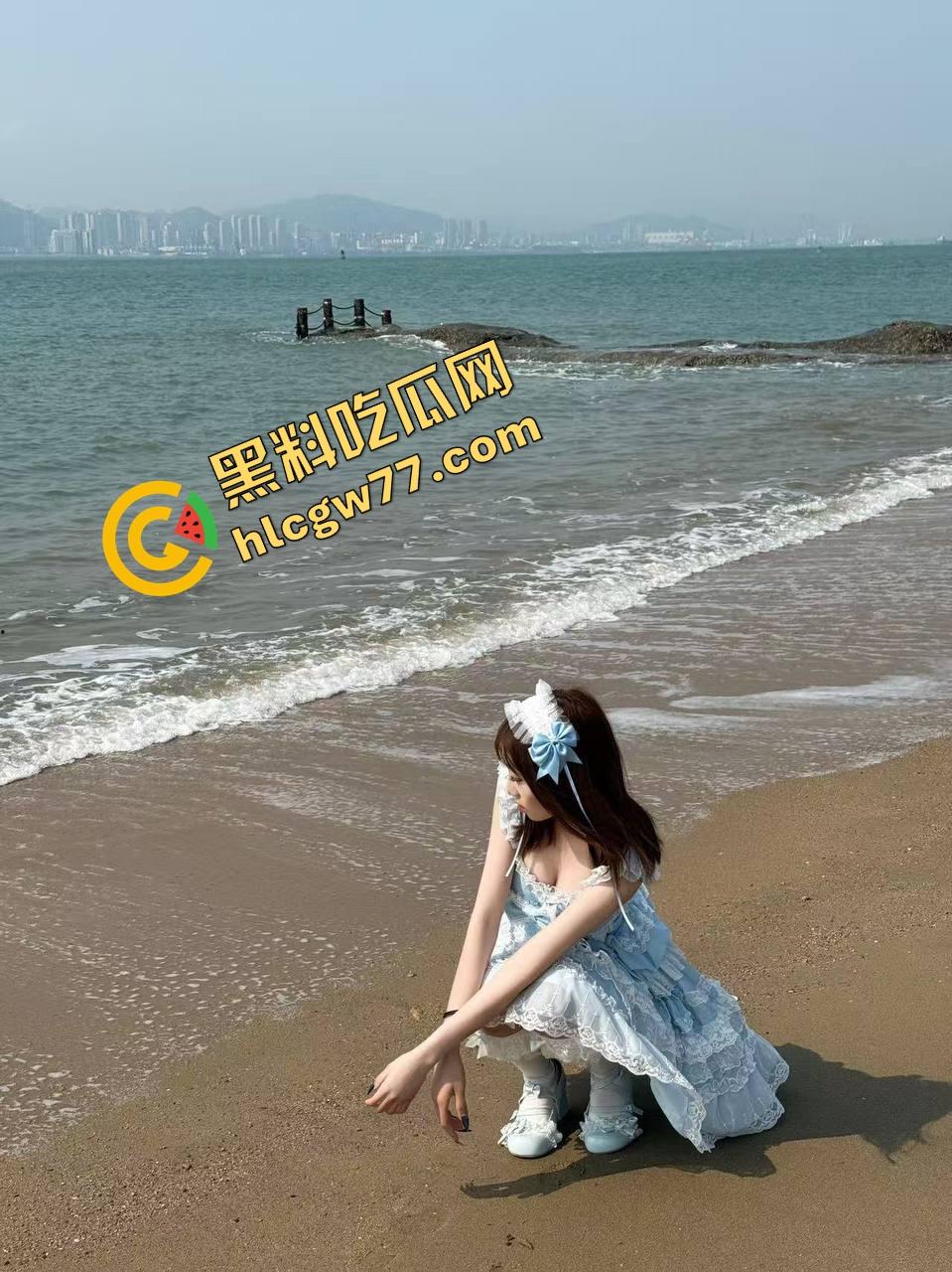 贵州厂妹【齐雨姗】20岁极品身材反差婊 大奶翘臀肌肤白嫩 被金主爸爸各种调教 性爱私拍流出!-5