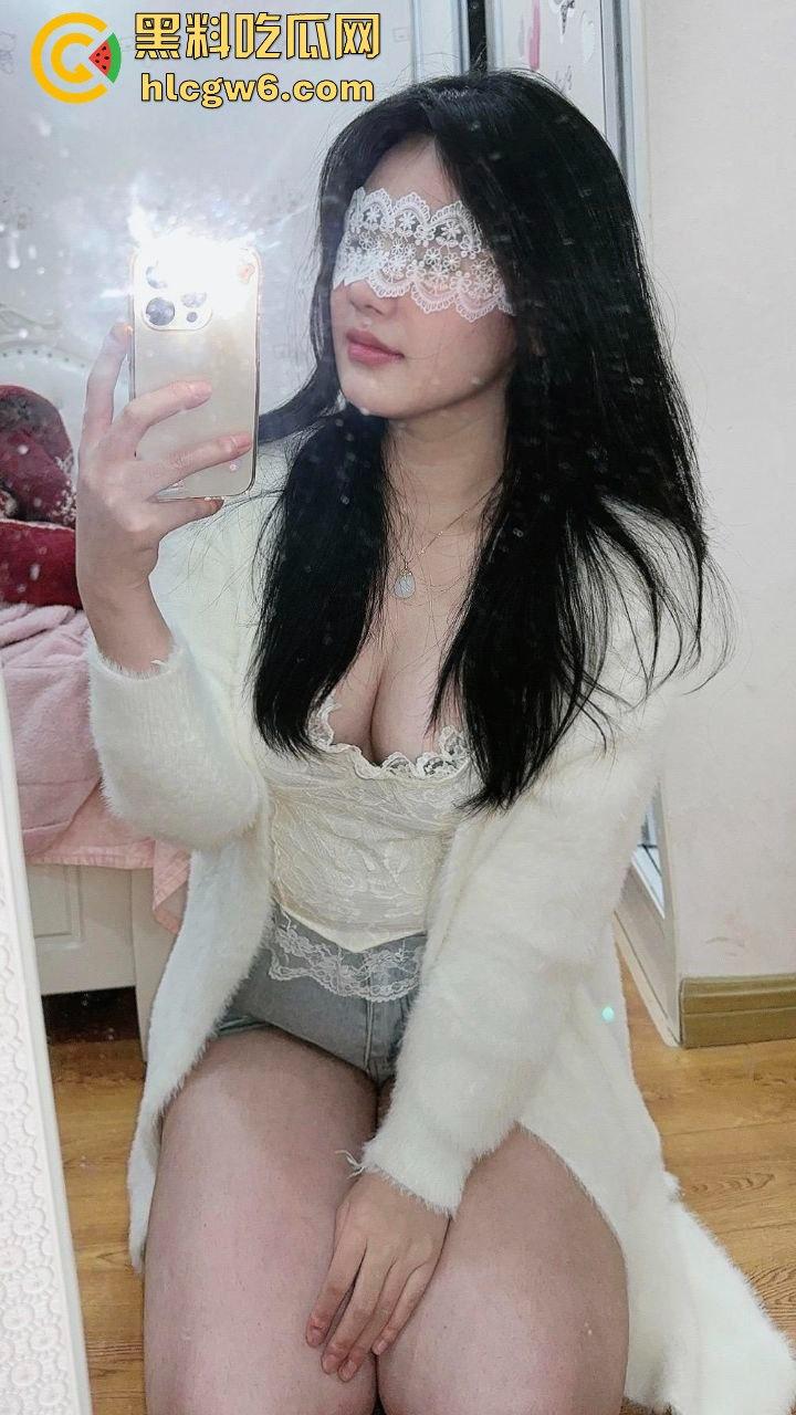 华南理工大学大一反差学妹【黎果果】巨乳黑肥大鲍鱼，阴毛旺盛性欲极强性爱视频遭到曝光。-27