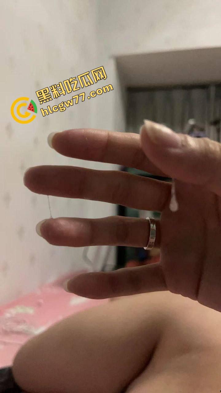 出国三年『赵瑞汝』从清纯小白花变成满级骚货，哥哥我不是处了但我会舔鸡巴了！-14