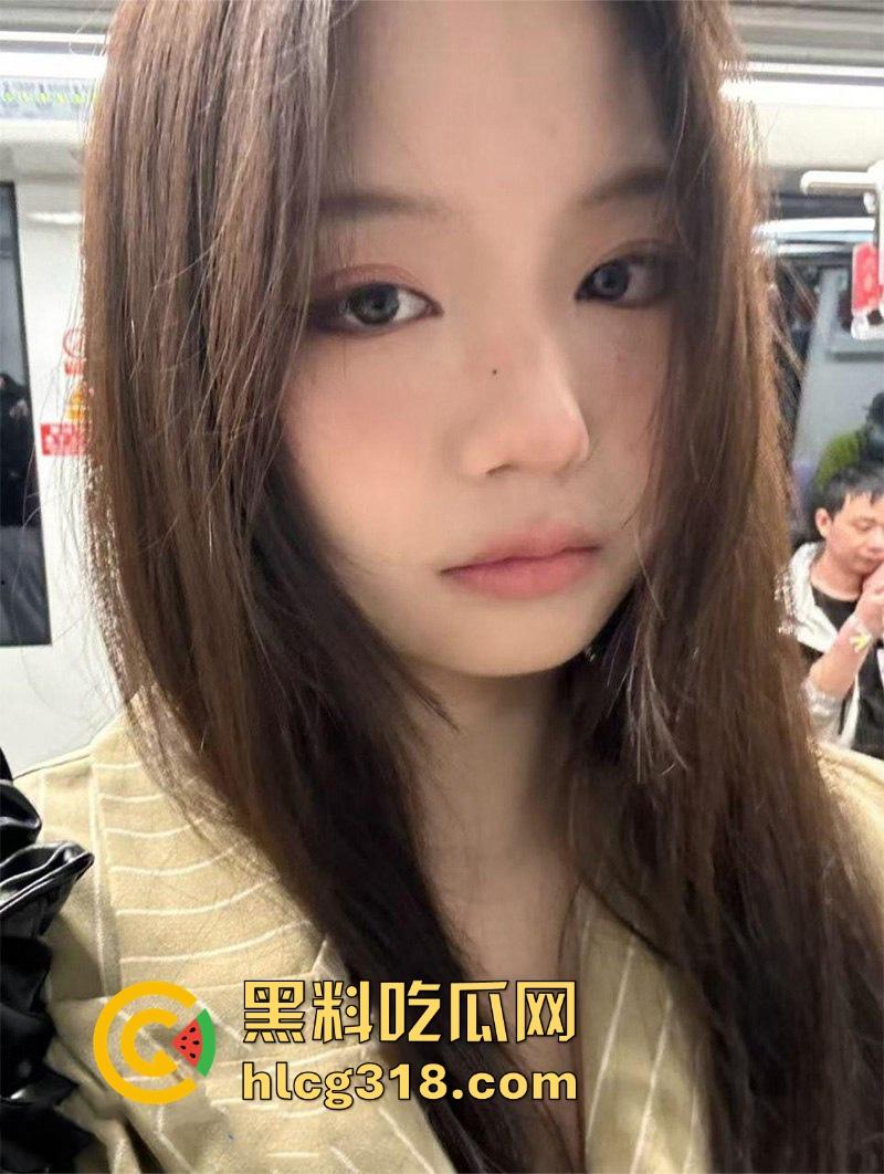 福建大学极品微胖学妹【陈暖涵】背着男友玩网调做母狗,线下约炮猛男被狠狠的猛入。-13