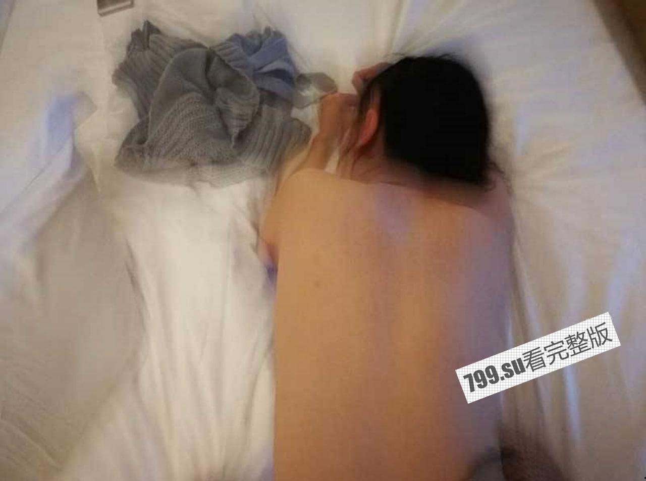 知名 B 站已婚 Coser 纤华烬琉璃 runa 酱 黑人专用农具 援交 5000 一晚-25