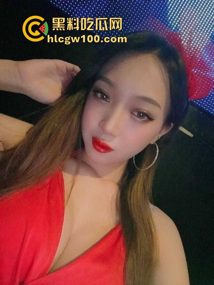 辽宁『黄安安』隆胸假体 医美憋出的胸缩水成A杯，胸没抓爆却自爆这假雷炸得比真雷还响，缩水成两坨干瘪豆腐渣！-3