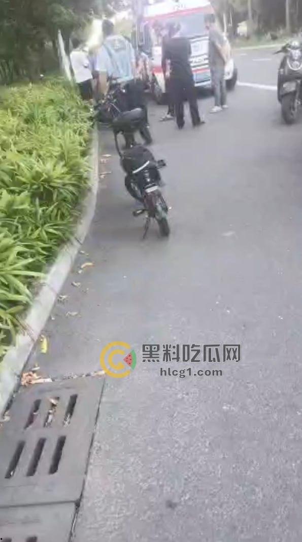 南宁惊曝午间悲剧！中兴桥南男子大中午豪饮致死，惨遭摔倒不起引热议！-1