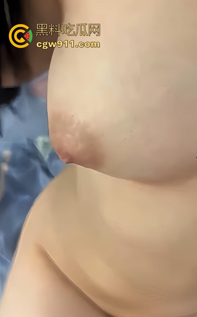 重庆大学高颜值魅魔【邹妤怀】清纯脸庞反差诱惑，全裸私拍挑逗骚浪如母狗，挑逗大鸡巴来塞满骚穴！-6