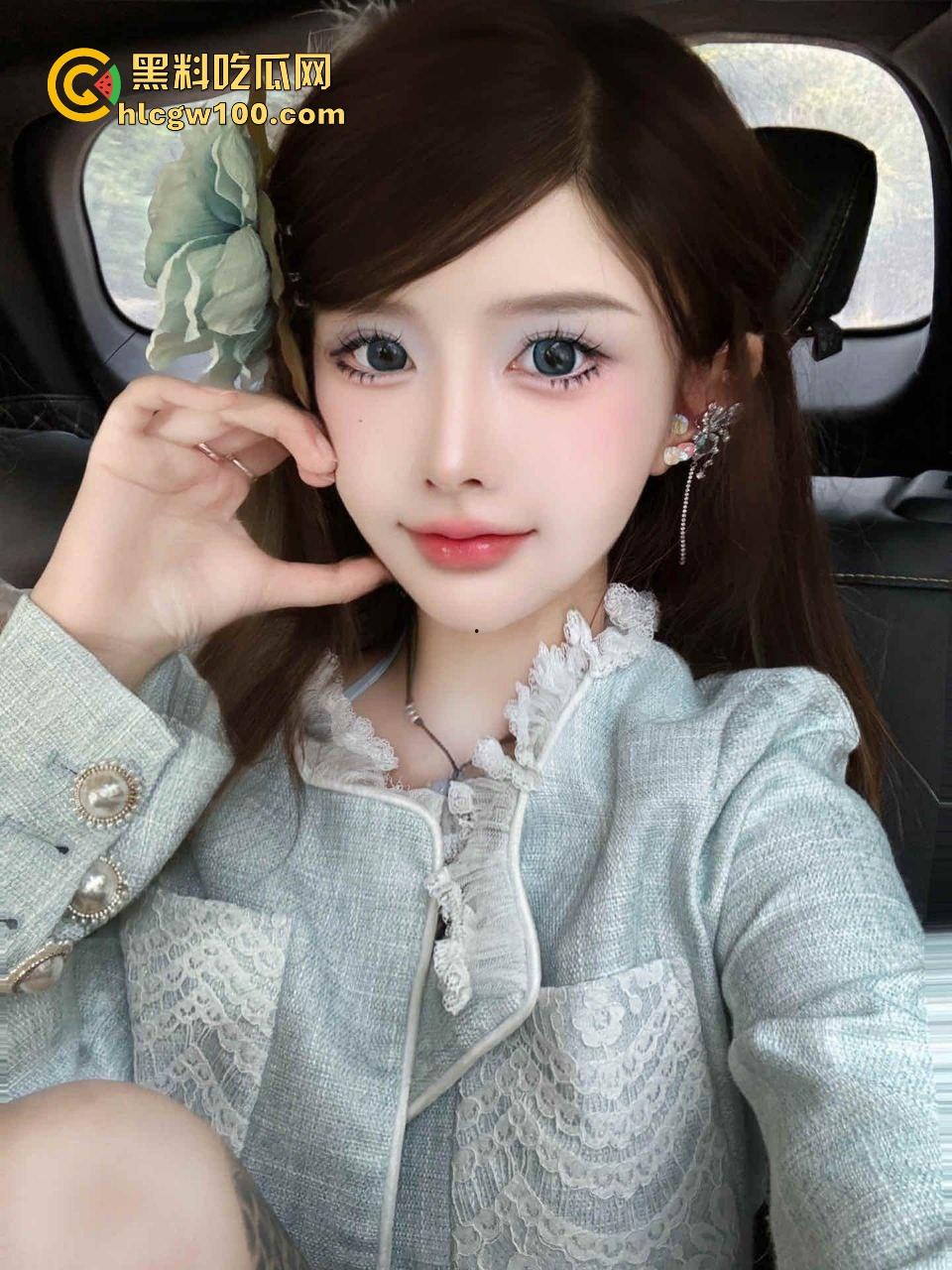 黑丝学生妹深夜KTV包厢学社会大保健，社会混混直接开干，撕黑丝扒短裙爆操，呻吟浪叫堪比午夜DJ！-2