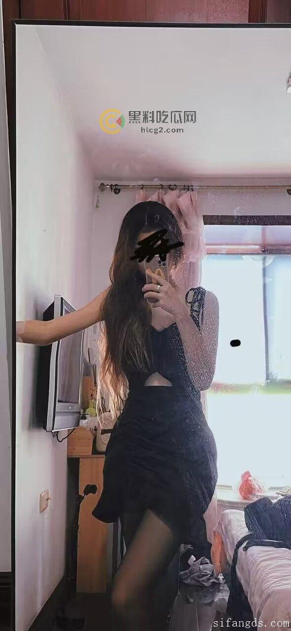 西安高颜值美女私密视频曝光！男友啪啪自拍流出，生活照也全程直播！-5