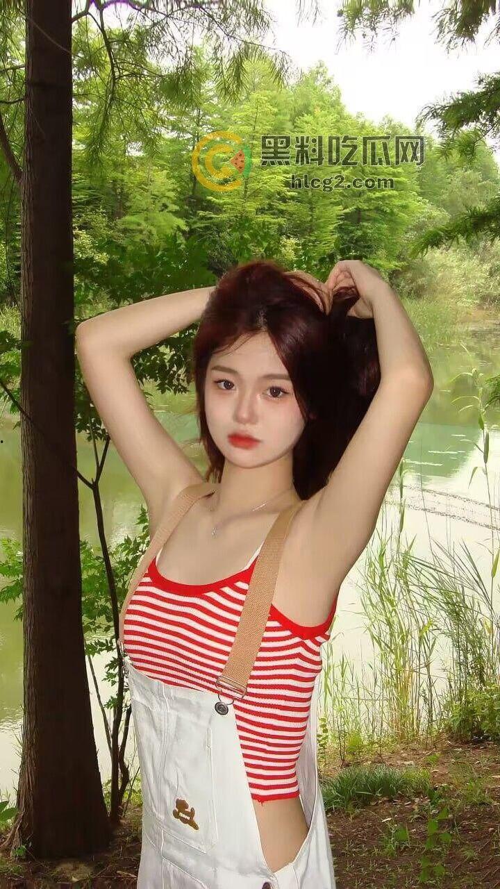 西安高颜值美女私密视频曝光！男友啪啪自拍流出，生活照也全程直播！-6