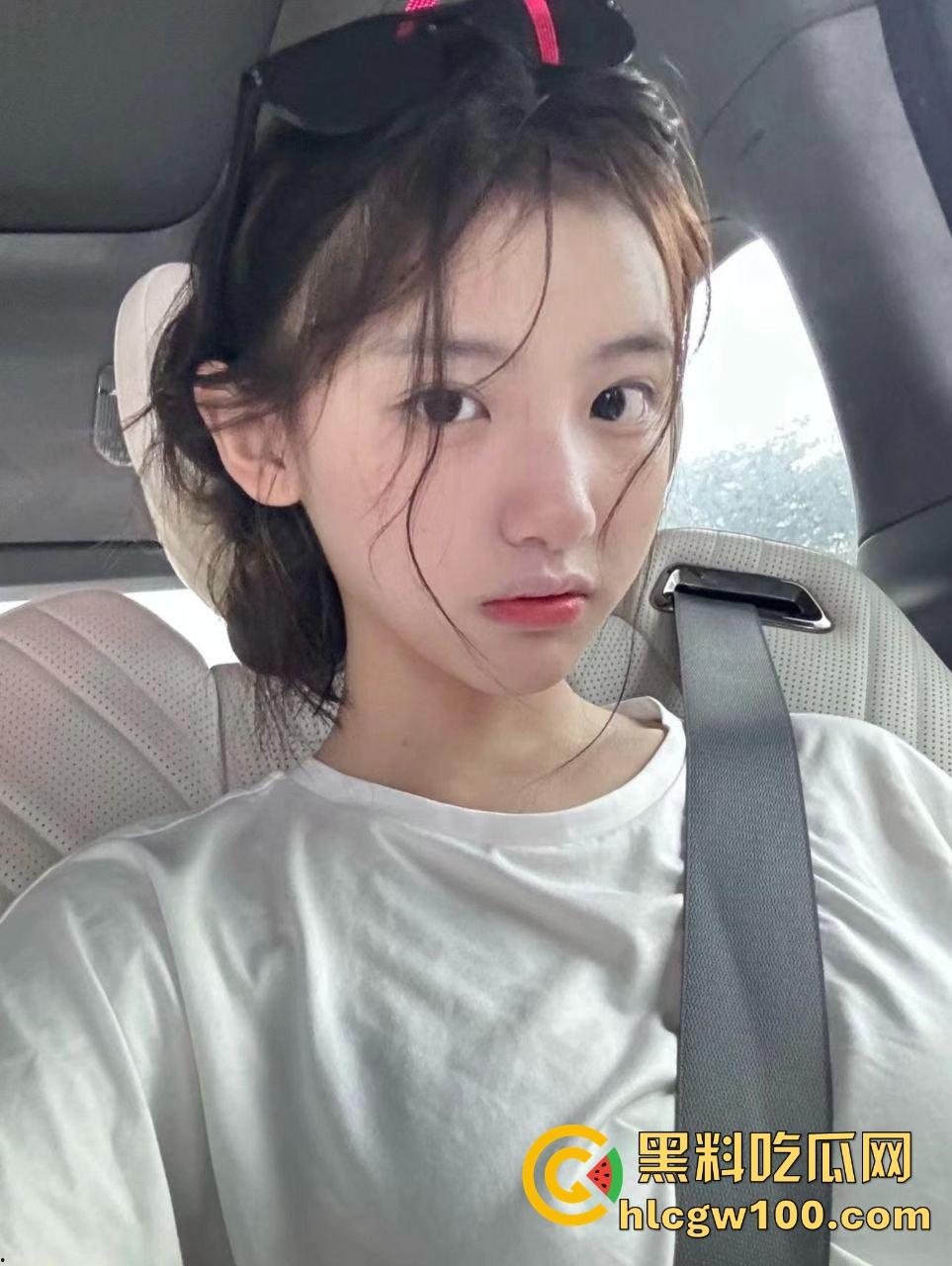 广州驾校惊现变态教练，潜规则精神小妹学员，驾校户外裸奔调教玩黑木耳抽烟吞吐，不骚不给过科目二！-4