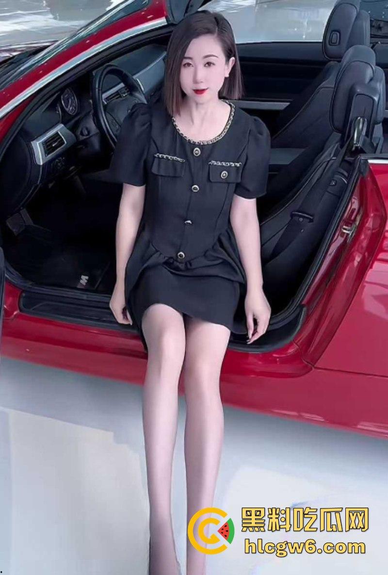 抖音网红【九梦】二手车行风骚老板娘 成为富豪车主性奴玩物 自慰扣穴迎接肉棒插入 露骨自拍曝光！-8