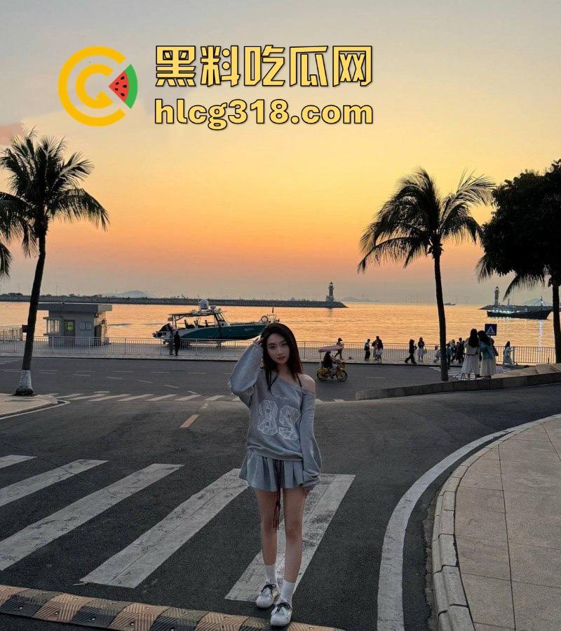 广东理工学院大三学姐【彭遥遥】约炮体育系小学弟 无套后入全程自动坐屌 堪称精液溶解器!-1