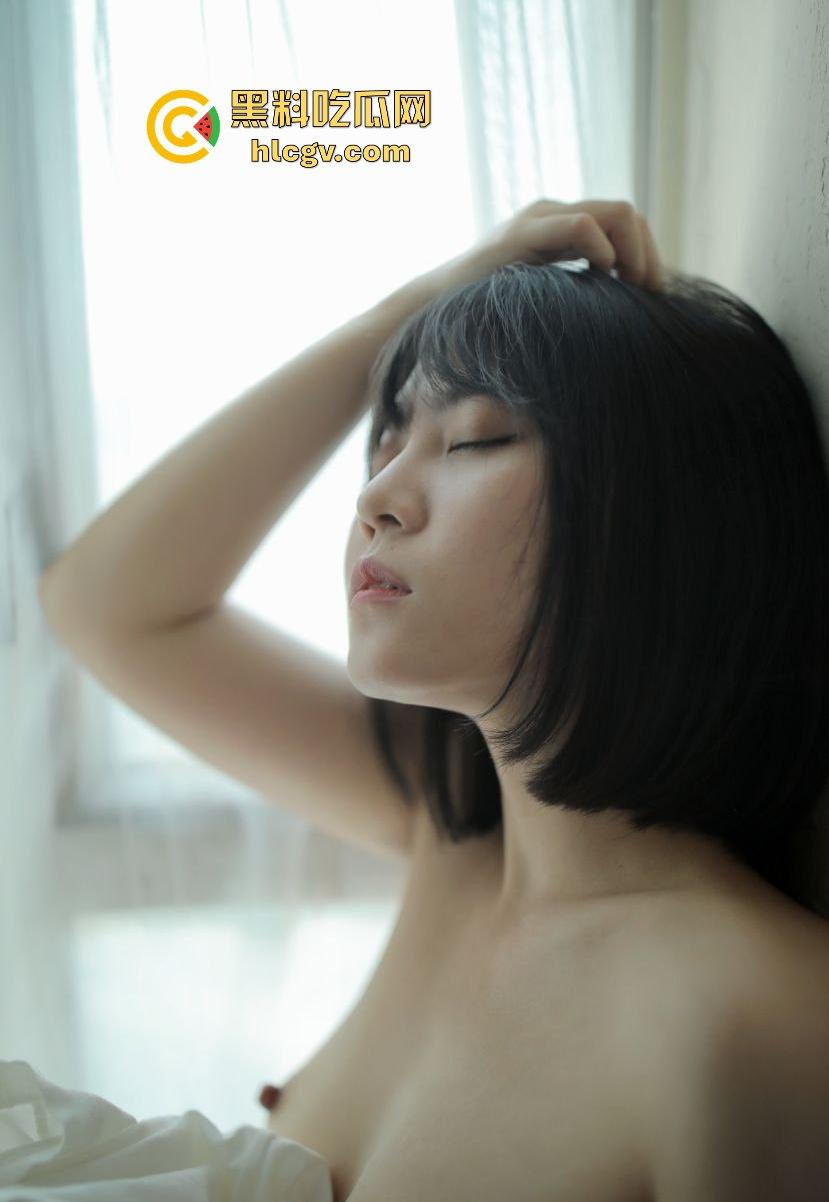 邻家女神【林琳】的清纯与性感反差美，瓜友直呼过目不忘，想要一探究竟！-5