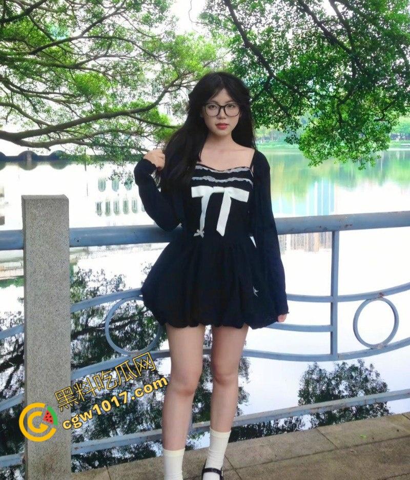 河南师范大学【张妍】激情视频爆红，翘臀高撅迎合巨棒，汁水四溅，巨乳晃荡，淫娃本色全开-6