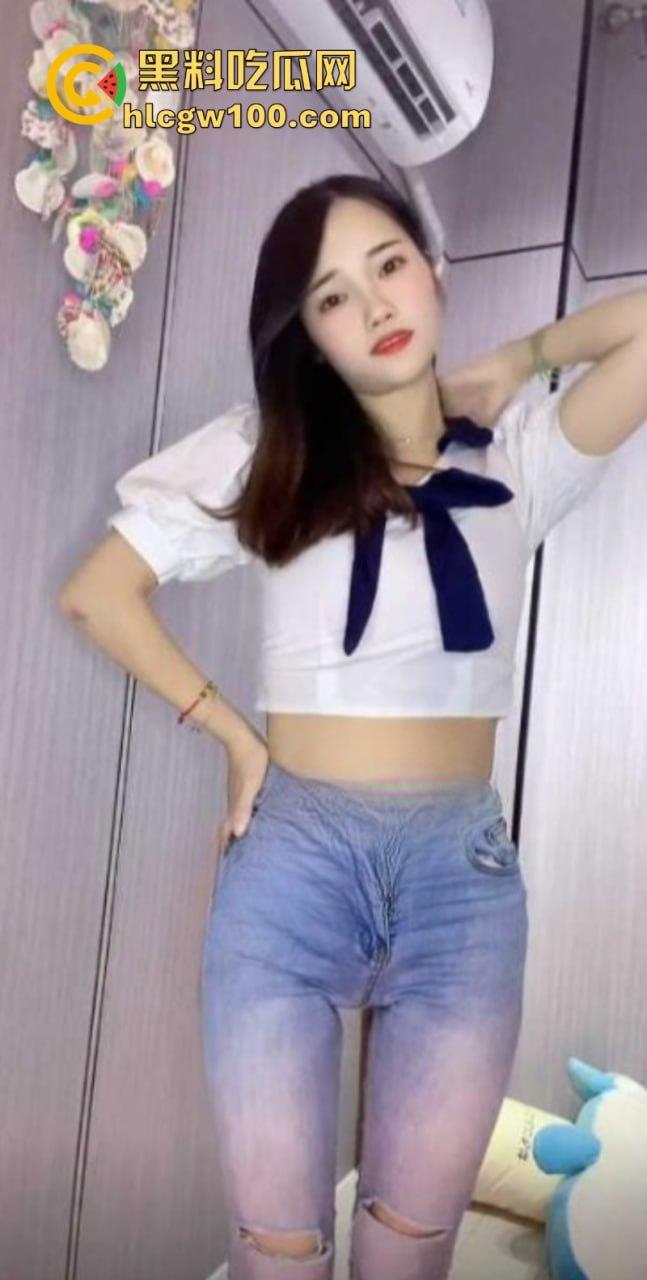 抖音23万粉丝【霸气你莲妹】大尺度骚舞加福利私拍 抠逼激情啪啪视频流出！-3