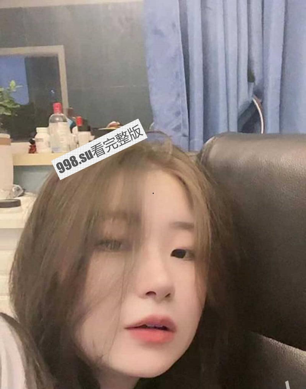 极品反差 湘潭大学 学生会组织部刘珂辰 被男友曝光性爱视频流出-2