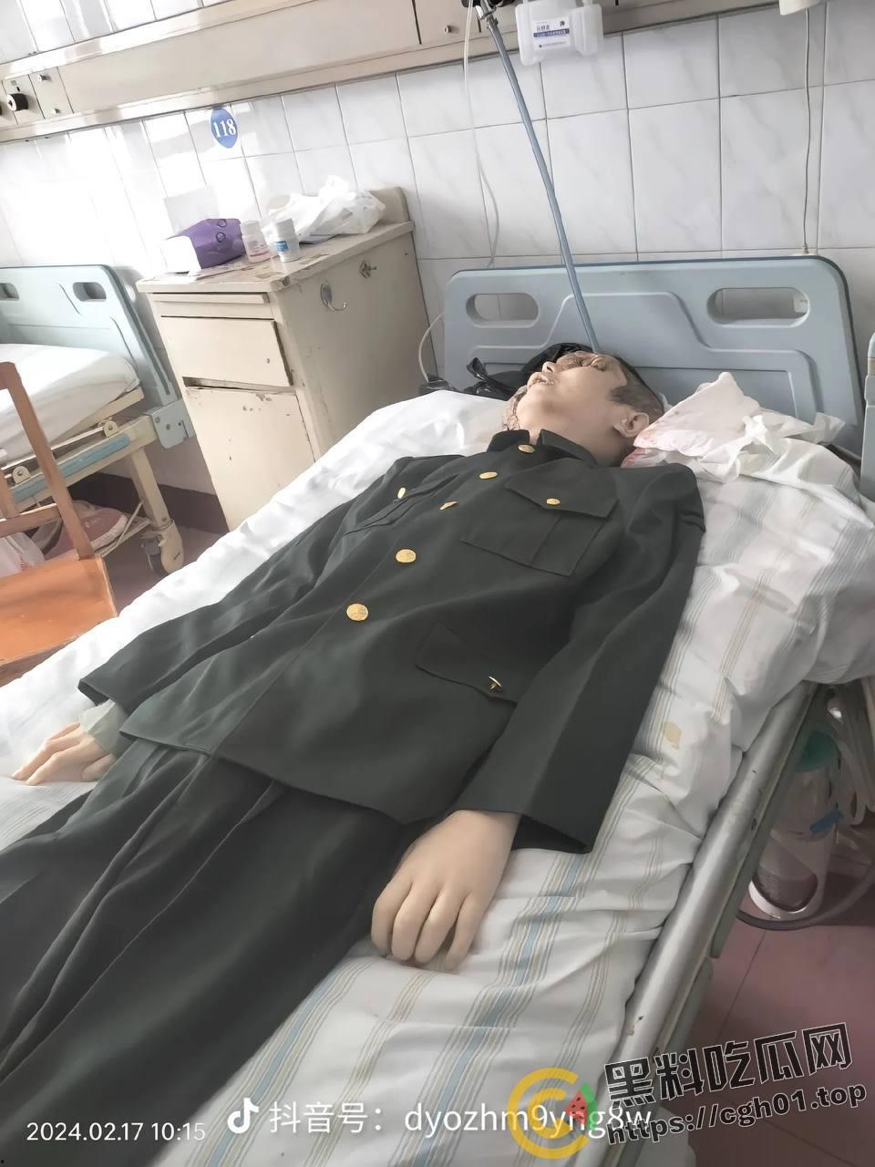 蚌埠大学生为参军做飞秒手术 在部队内遭感染被丢回家 最终不治身亡 家人抖音喊冤被封-14