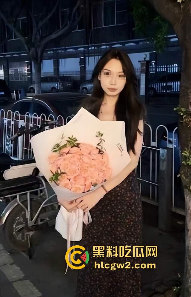 广州新东方公交车教师『李雯』学费变服务费教英语顺便教床技 陈清泉式学外语  她教姿势比教单词专业！-26