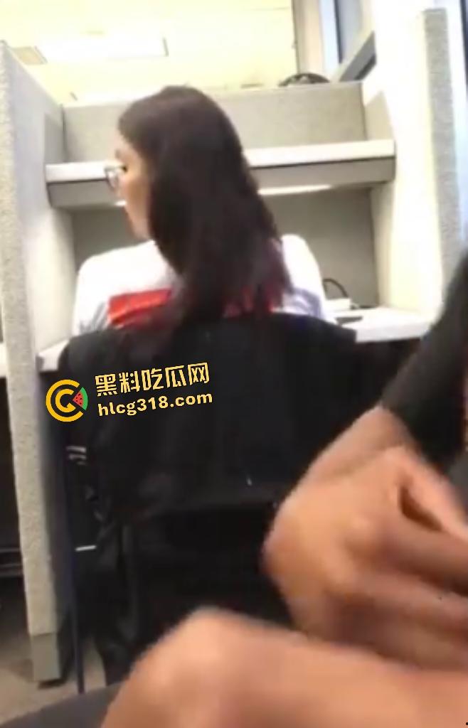 当众打飞机合集！来学学这些大神是如何在公共场合射精还不被发现的吧！-4