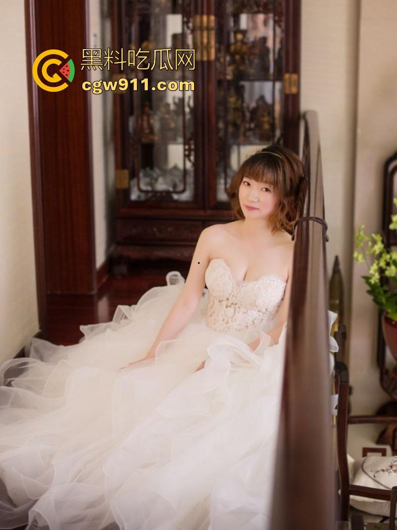 浙江新婚少妇卖淫丑闻曝光，大尺度聊天勾引摄影师，这逼结婚了还是这么不老实，500元出卖肉体，狂插骚逼内射中出！-10