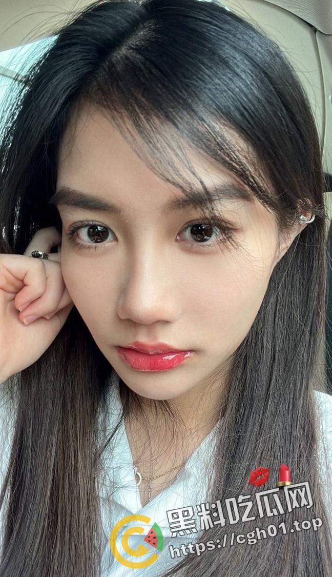 研究生的肉片！重磅流出 上海交大女研究生的粉嫩鲍鱼 极品口活 难道研究的就是这个吗-4