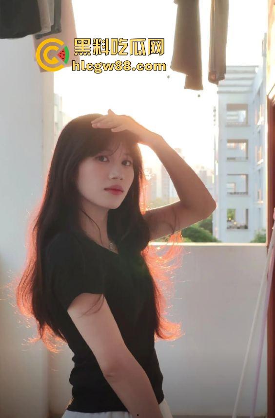 19岁师范浪娃『庄小慧』不恋爱只操炮，周六酒店速干嫩洞来一发，网上母狗骗子横行，兄弟们捅逼别翻车！-5