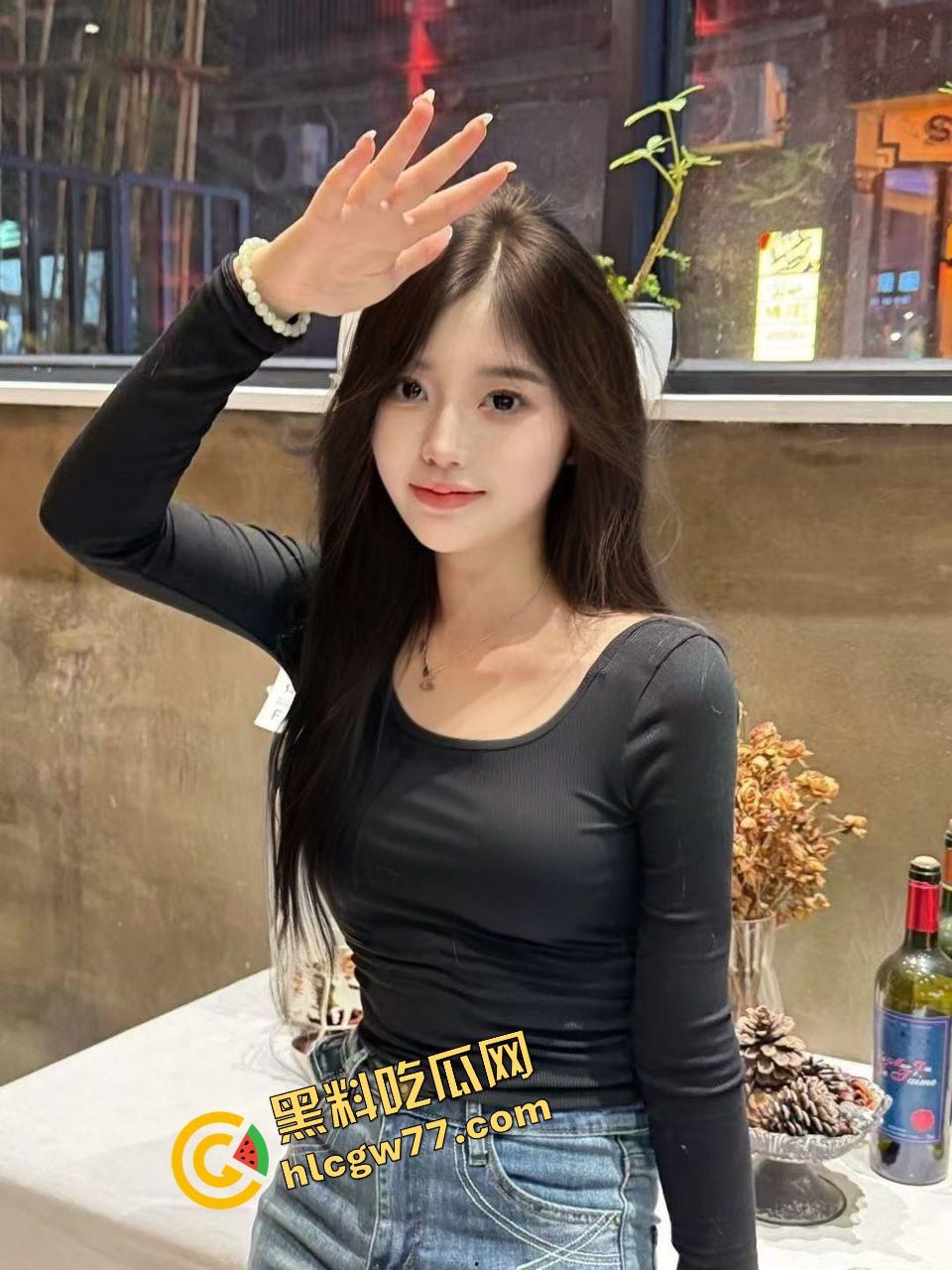 安徽金贸大学大三学妹【李娜娜】为买LV忍肛门塞茄子，菊花肿成肉沫茄子，转头装纯骗接盘侠要彩礼！-3