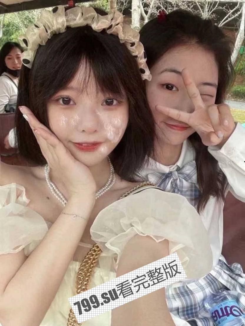 超清纯童颜李月小仙女 背地被公司领导肆意玩弄 轮奸反差母狗视频曝光-4