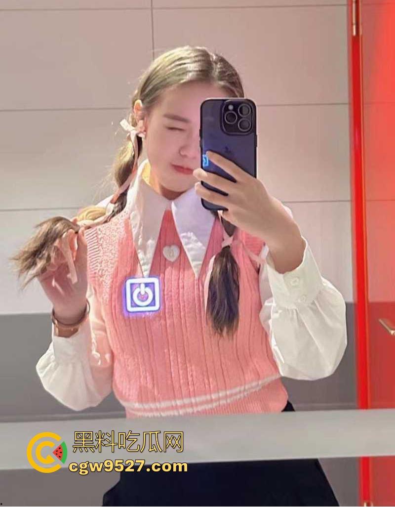 天津医科大学可爱女大【魏丫雅】不雅视频泄漏!清纯萝莉露脸骑乘,小贫乳摇摇晃晃,校园女神秒变反差母狗!-3