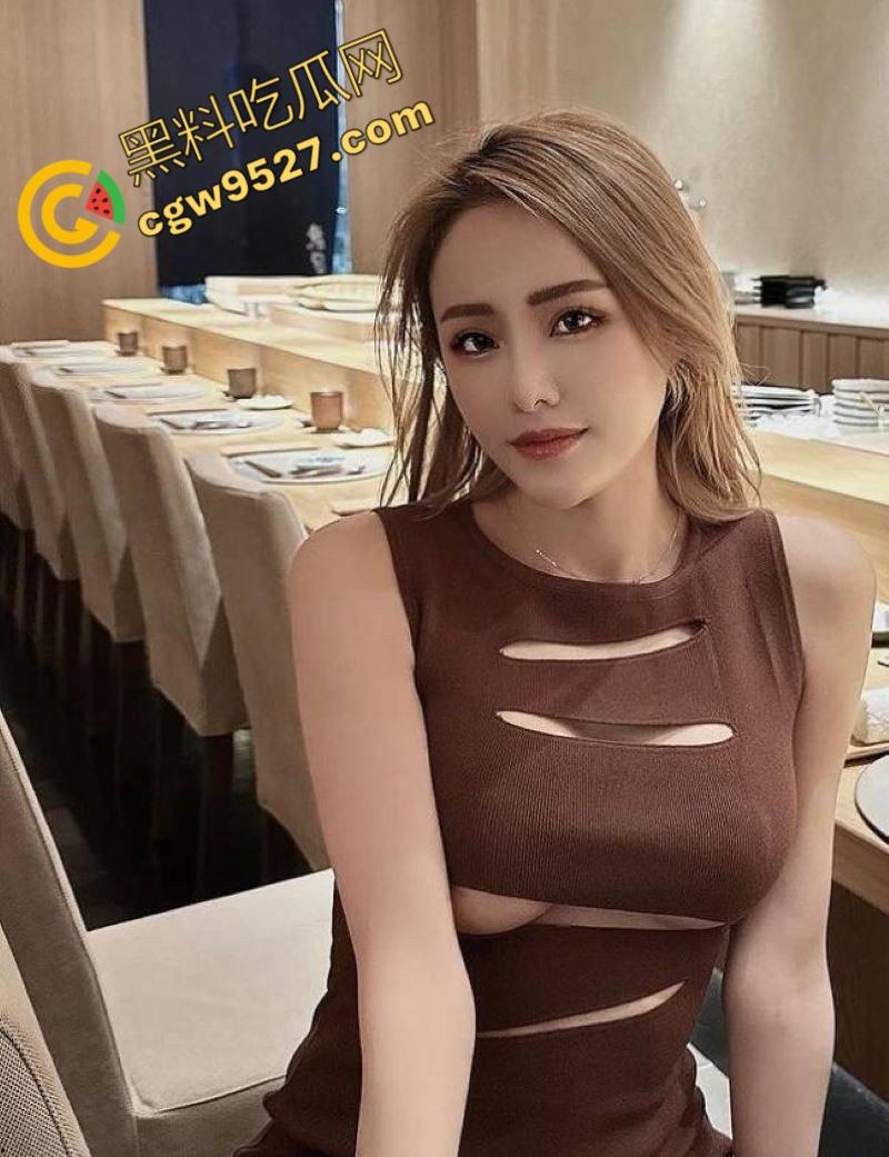 淫荡反差！台湾INS网红唐恩曝美乳酥胸与男友激情私密影片，网友狂赞：眼福不浅！-4