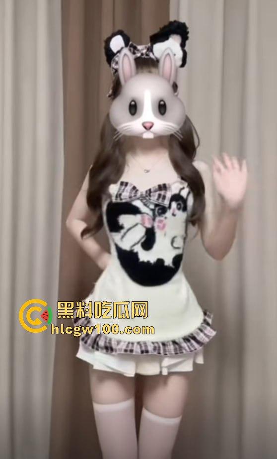 上海小仙女伴游一天一万结果被白嫖，大哥逼也草了套也用了，最后200车费200封面带着练功卷结账，妹子心态崩了！-13