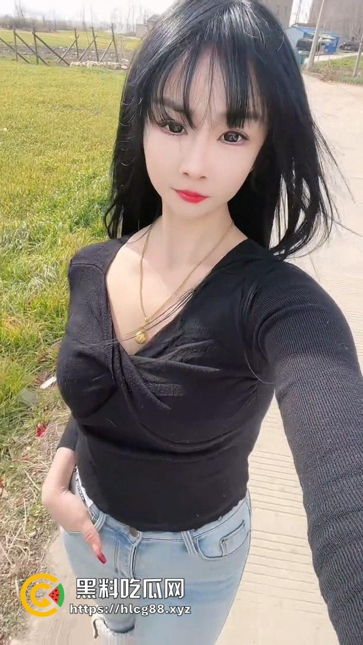 安徽阜阳37岁淫猪【袁丽】骚洞敞开抢客啦,老公鸡巴跟废柴似的,她浪得满街勾野汉猛干!-3