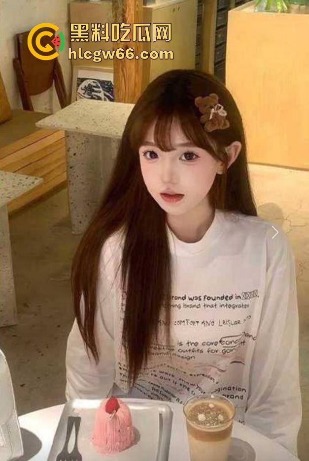 广东遂溪县高中艺术楼惊现女声淫叫 门下偷拍高三情侣光腚野战 视频流出引爆校园！-8