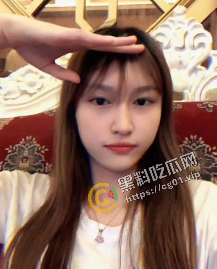 长沙理工大学 大三 00 后反差婊 刘思汝 包养圈做单子 拿到钱就跑路玩消失 大佬曝光骚逼 学生证 性爱视频流出-3