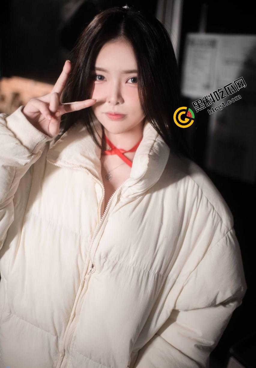 前WE战队大舅子前妻「金提莫」下海首部福利大片,水晶棒激情自慰喷射全记录!-3