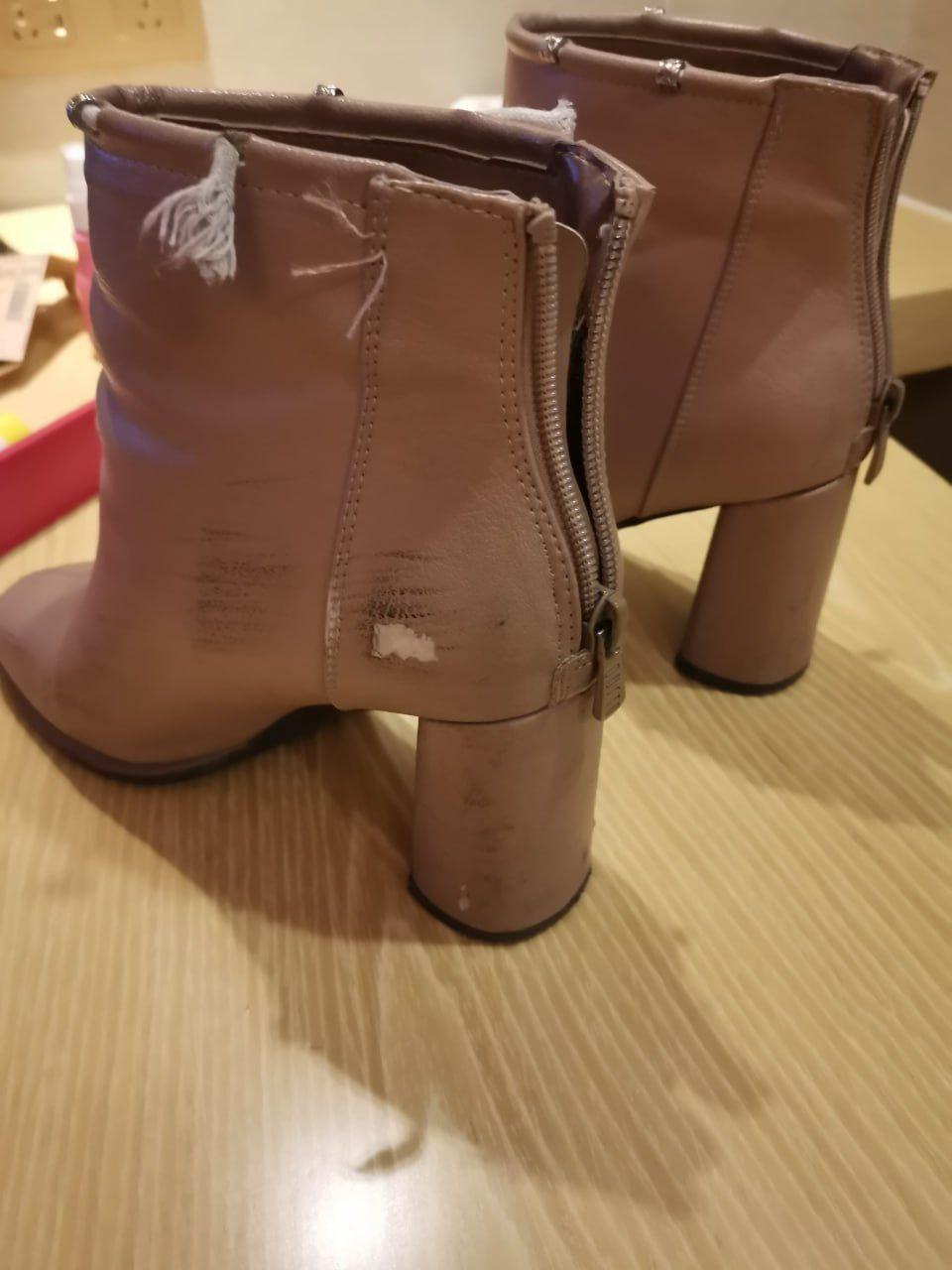 超真实迷奸！大神约炮南宁02年大学生 下药迷倒狠狠的玩 滴蜡 鞭打 死猪一样的嫩妹子 逼逼超紧-16