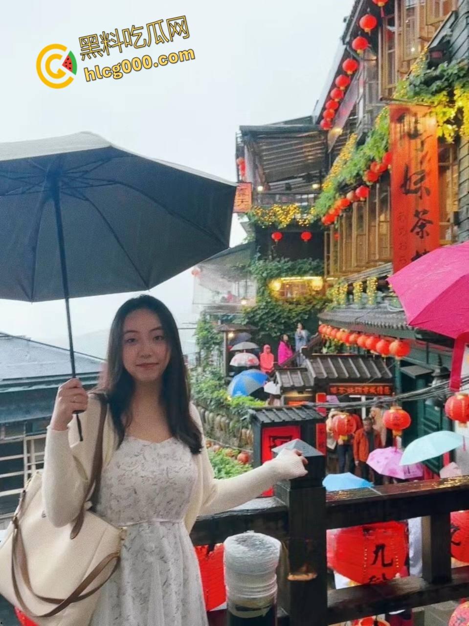 江西师范女大学生【郝梦瑶】，性感酮体户外露出，与多人狂欢淫乱做爱，反差私生活令人咋舌！-5