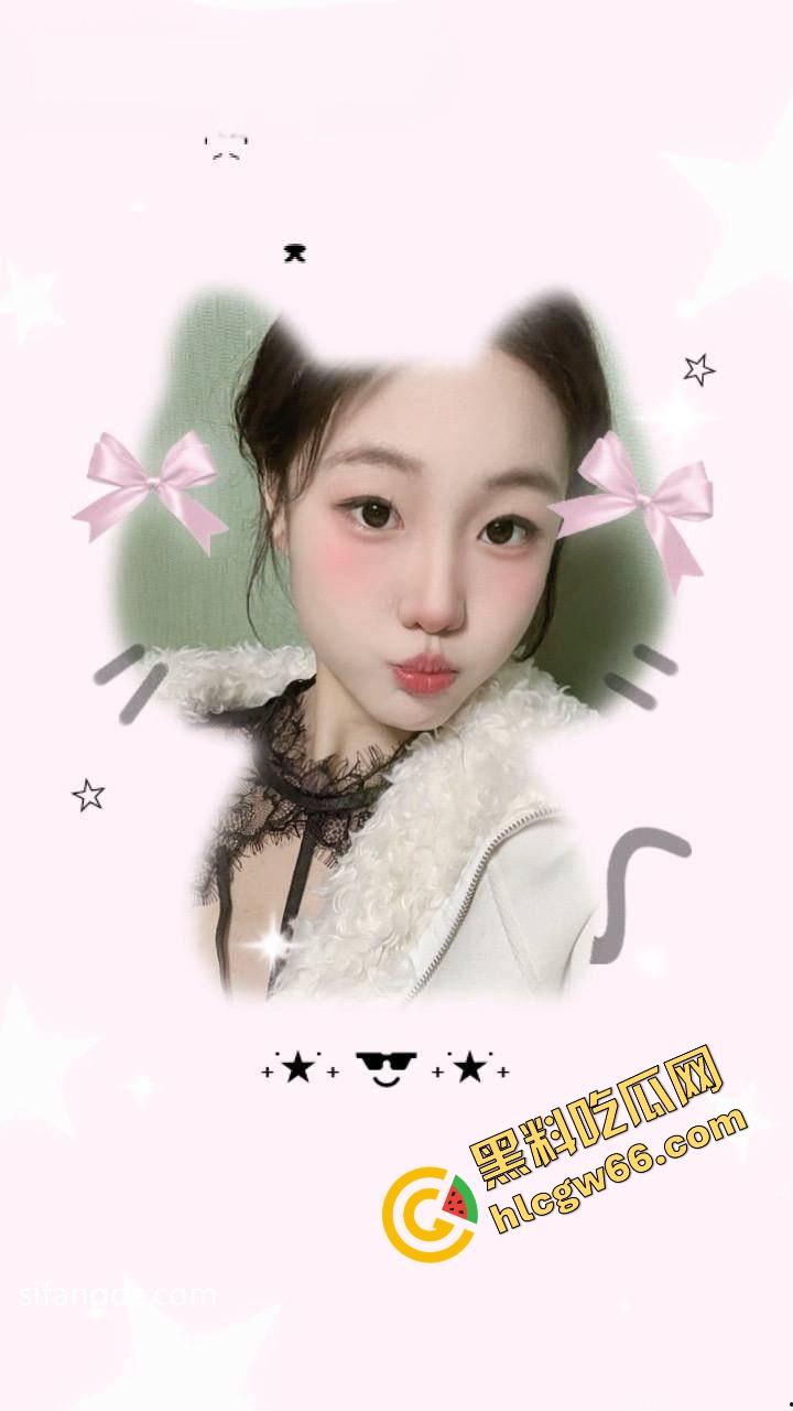 上海大学【刘蕾】穿女仆装被男友和兄弟轮番操翻，粉嫩肉穴夹得贼紧，叫声骚到想冲进去一起上！-5