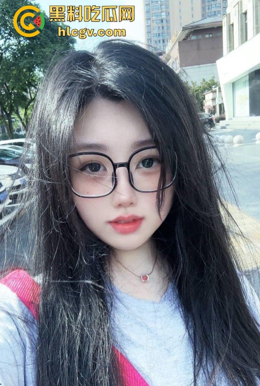 高能预警人间胸器！OF超巨乳『huoyeli』大哥专属福利曝光，G奶巨乳炸裂屏幕，这奶量谁顶得住！-15