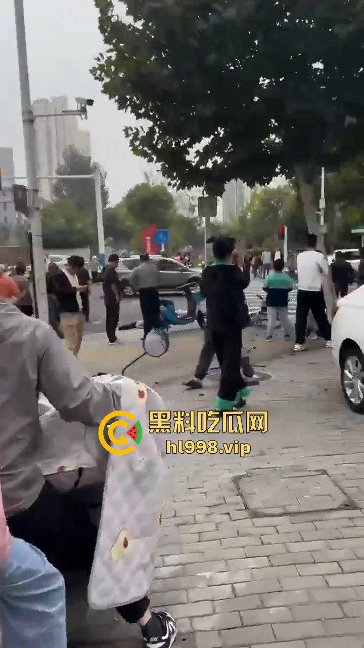 安徽蚌埠车祸致3死3伤！理想司机大喊刹不住，智能系统成悲剧导火索，警方通报引发热议！-14