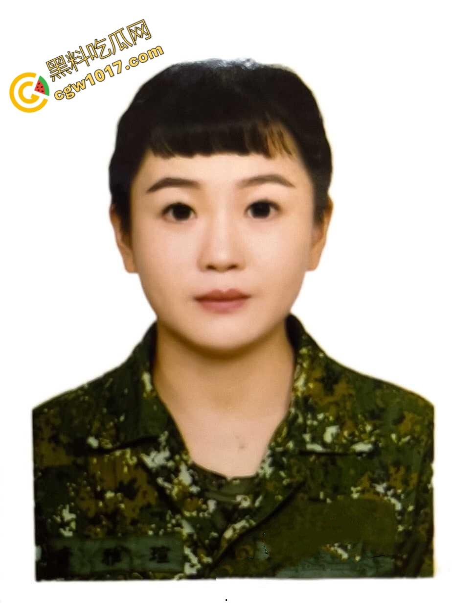 台湾军十军团586旅女兵自慰视频曝光，秘密武器秒杀，“激情战地”瞬间暴露，网友直呼“火辣辣!”！-2