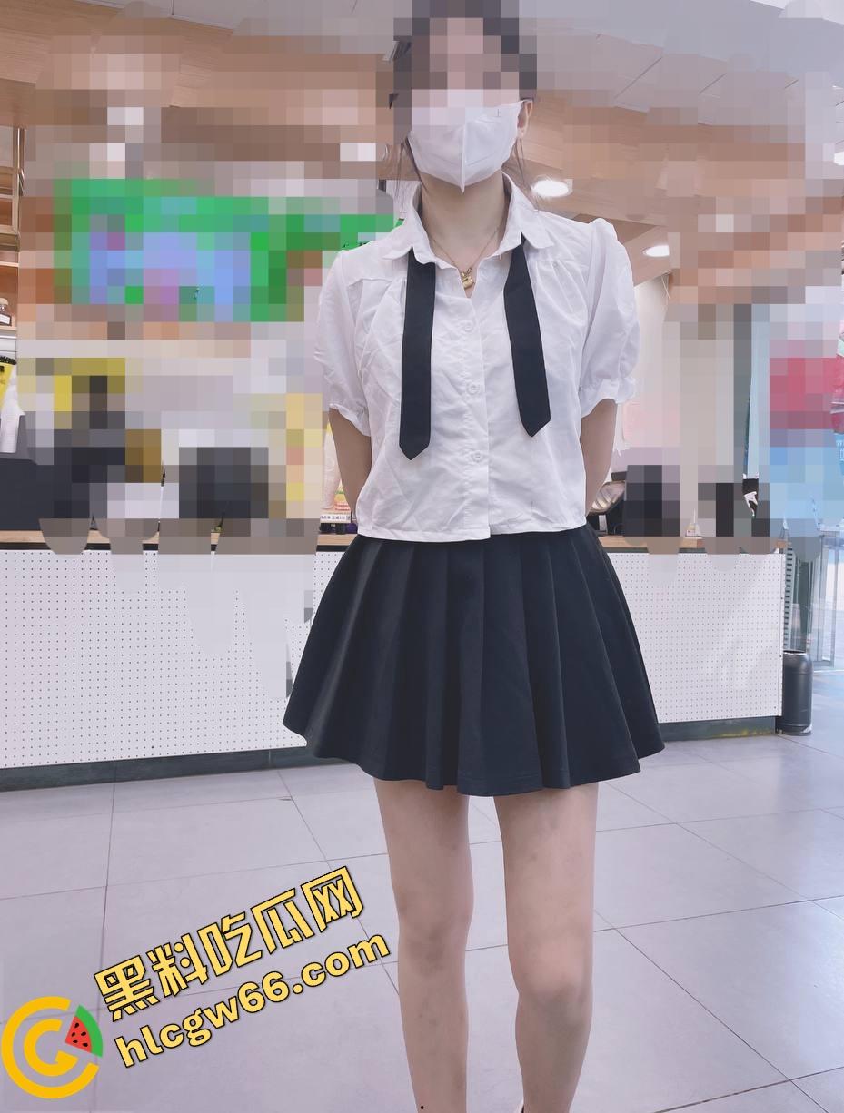 海角28岁教师姐姐淫路曝光！弟弟苦追终操大屁股姐，半推半就插进去，三年性瘾喷发射满臀！-18