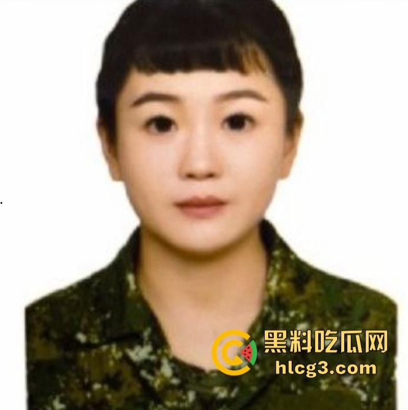 台湾陆军曝出性丑闻 两名身材火辣的女兵道具自慰自拍视频相继曝光-3
